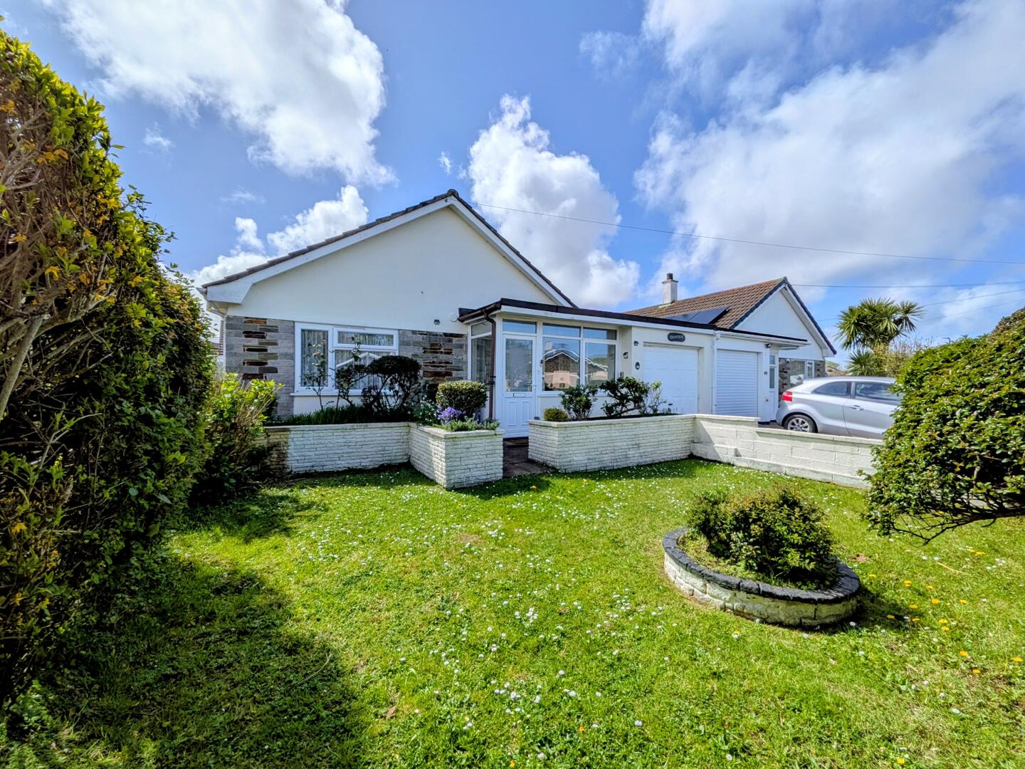 3 bed property in Alexandra Close, Redruth